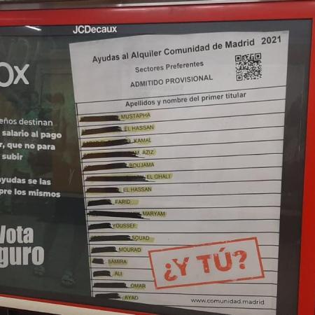 Vox cuelga carteles en el Metro de Madrid para difundir el bulo de que las ayudas para el alquiler se las llevan ''inmigrantes''